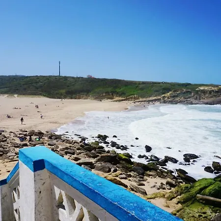Apple Beach House Апартаменты Синтра