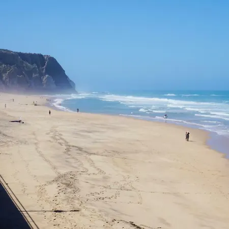 Apple Beach House Апартаменты